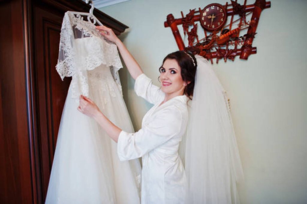 Gal Gadot and Jaron Varsano's Wedding Dress
